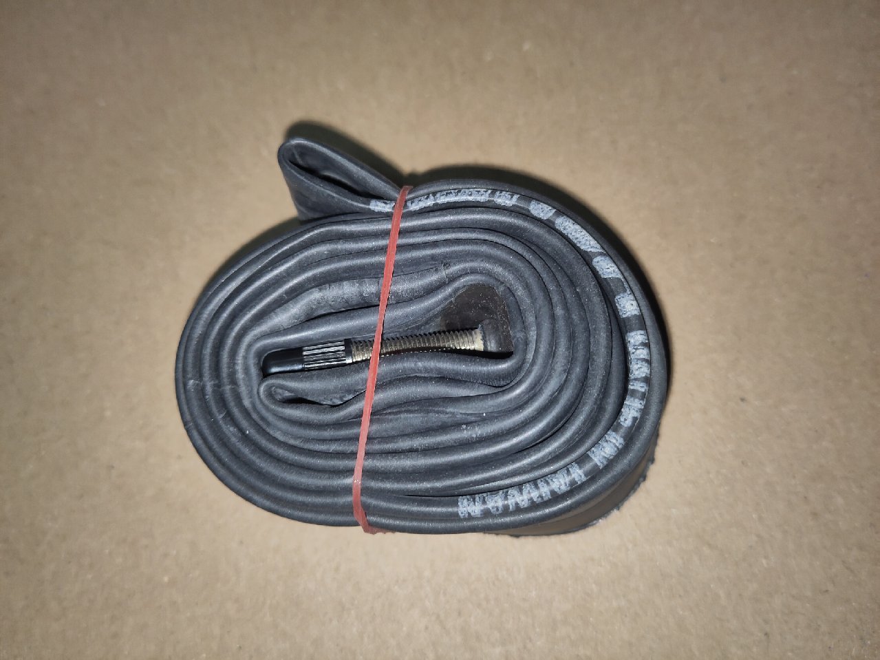 Schlauch 24x 1,5-1,75 SV