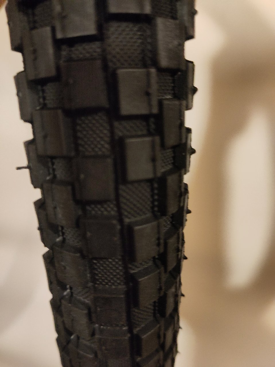 20" Reifen Maxxis HolyRoller 20x1,75 Faltreifen