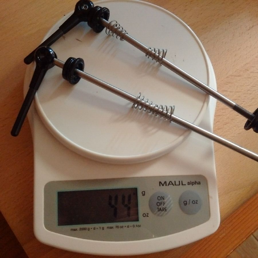 Schnellspanner Titan/Carbon Set MTB 44g/Paar