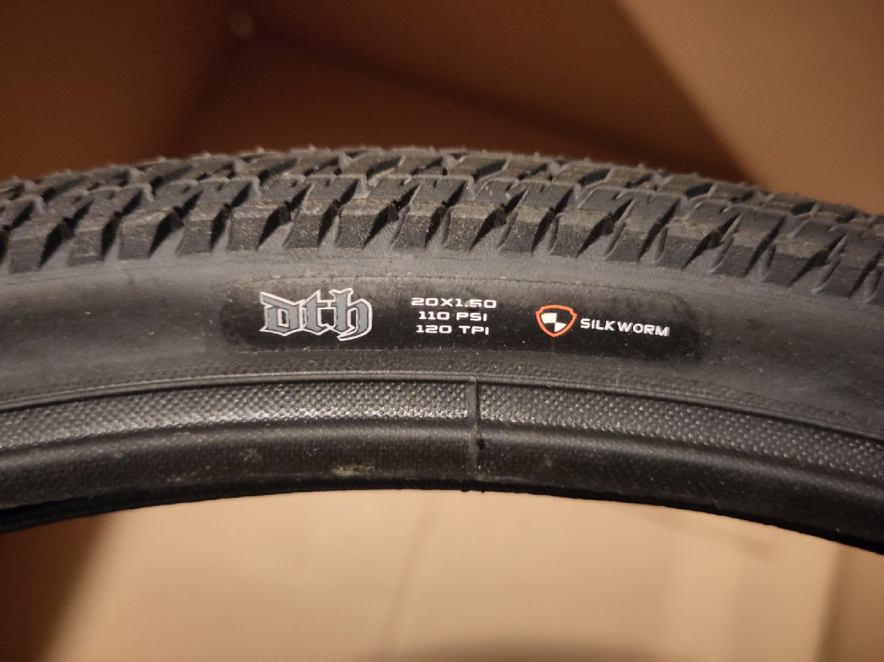 20" Reifen Maxxis DTH 20x1,5 Faltreifen