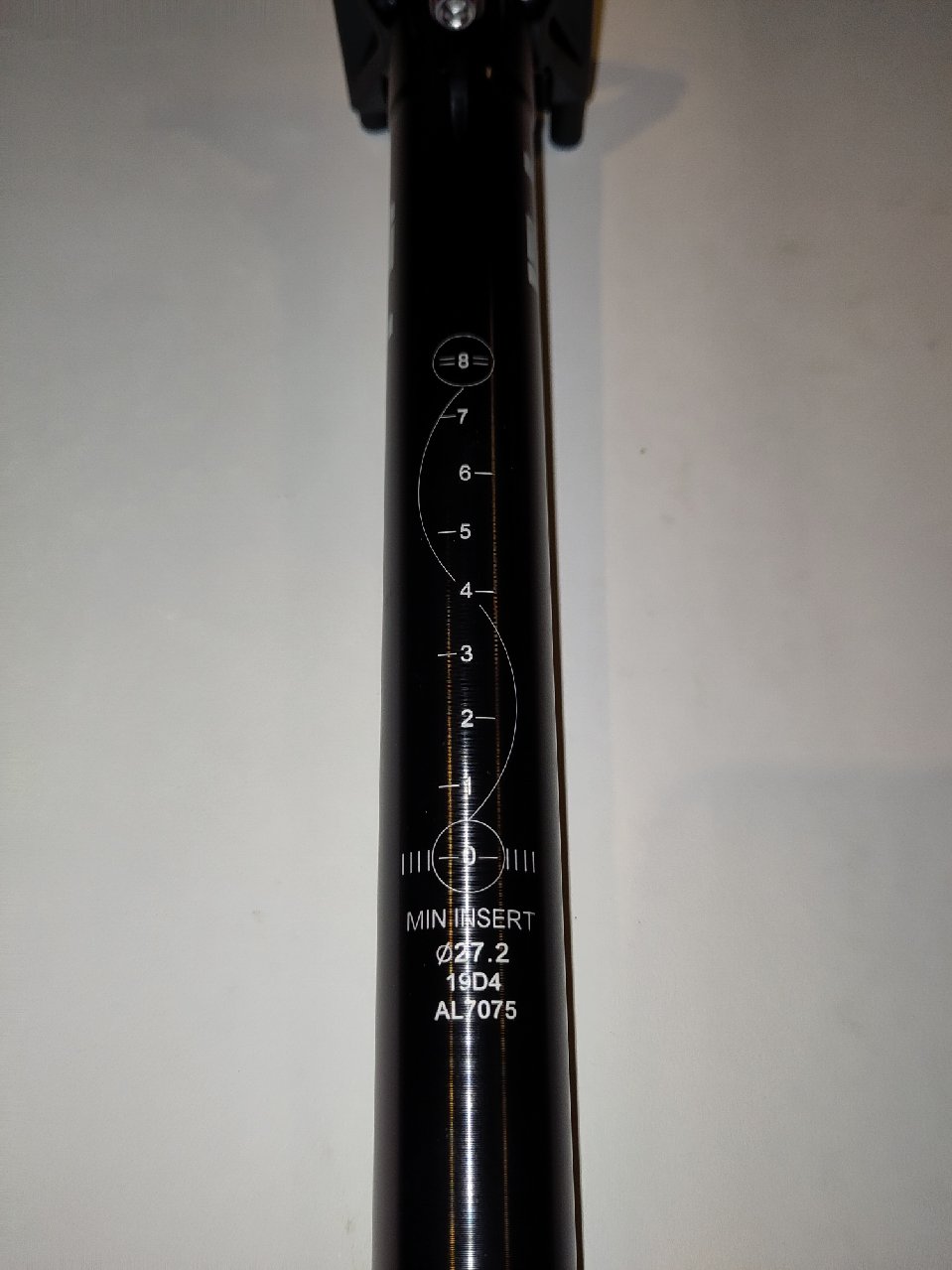 Pyrobikes PLP Leicht-Sattelstützen 27,2 mm mit Logo