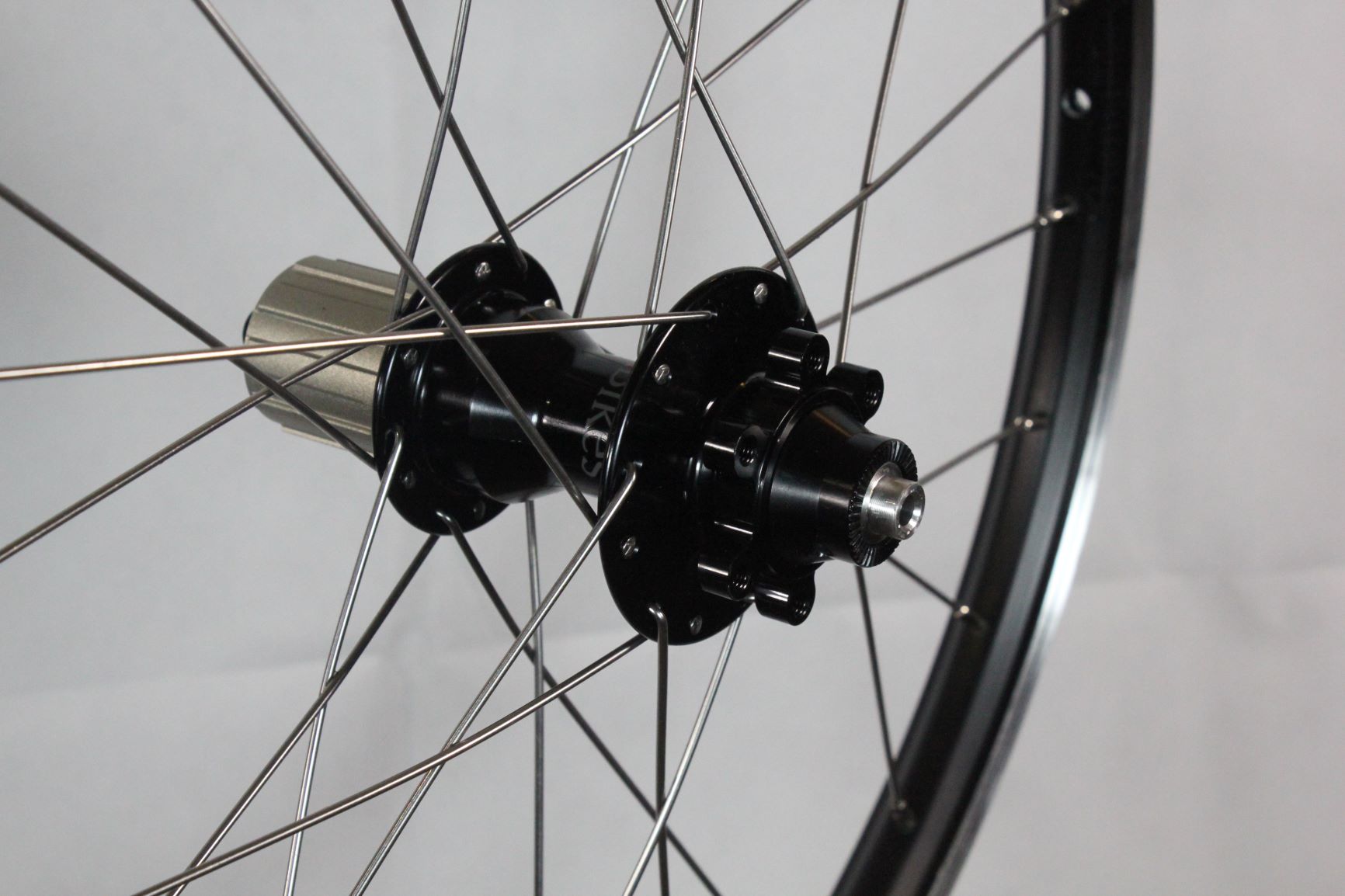 Hinterrad Disc/V-Brake Leicht